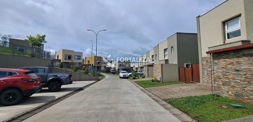 Casa Townhouse Condominio Barrio Francés, Temuco
